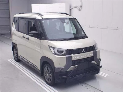 Mitsubishi DELICA MINI