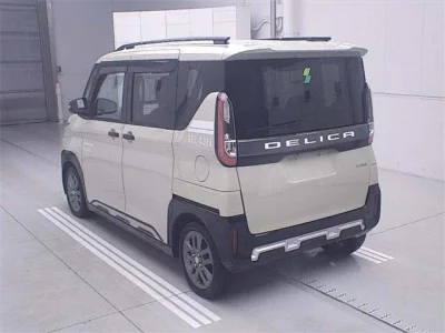 Mitsubishi DELICA MINI