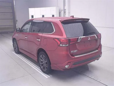 Mitsubishi OUTLANDER PHEV
