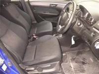 Suzuki SWIFT лот № 70042 оценка 3.5  с аукциона в Японии 4