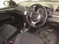 Suzuki SWIFT лот № 70042 оценка 3.5  с аукциона в Японии 2