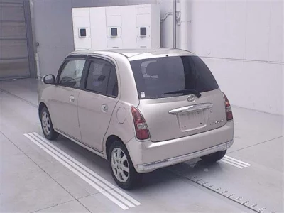 Daihatsu MIRA