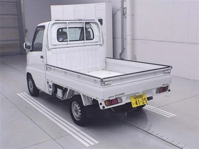 Nissan CLIPPER TRUCK