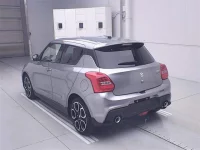 Suzuki SWIFT лот № 10028 оценка R  с аукциона в Японии 1
