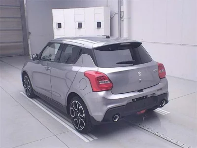 Suzuki SWIFT  с аукциона в Японии