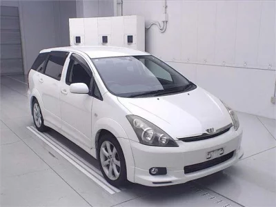 Toyota WISH  с аукциона в Японии