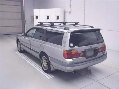 Nissan STAGEA