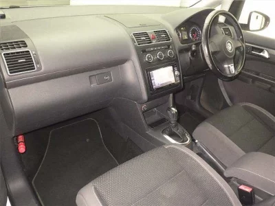 Volkswagen GOLF TOURAN