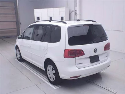 Volkswagen GOLF TOURAN