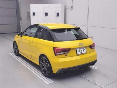 Audi S1