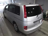 Toyota ISIS лот № 6029 оценка R  с аукциона в Японии 4