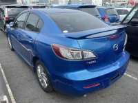 Mazda AXELA лот № 7023 оценка R  с аукциона в Японии 4