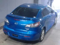 Mazda AXELA лот № 7023 оценка R  с аукциона в Японии 1