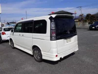 Honda STEP WAGON лот № 8 оценка 3.5  с аукциона в Японии 1