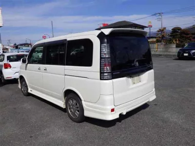 Honda STEP WAGON  с аукциона в Японии