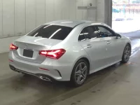 Mercedes-Benz A CLASS лот № 330 оценка 4.5  с аукциона в Японии 1