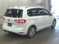 Volkswagen GOLF TOURAN лот № 441 оценка 3.5  с аукциона в Японии 1
