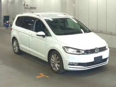 Volkswagen GOLF TOURAN