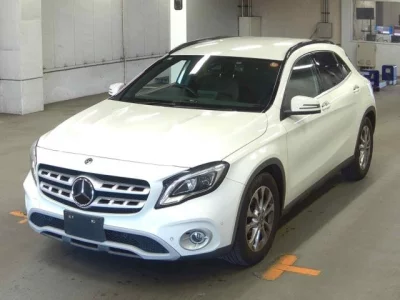 Mercedes-Benz GLA CLASS