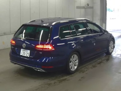 Volkswagen GOLF VARIANT