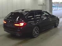 BMW 5-Series лот № 473 оценка 4  с аукциона в Японии 1