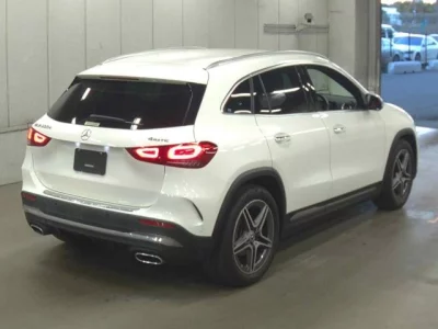 Mercedes-Benz GLA CLASS