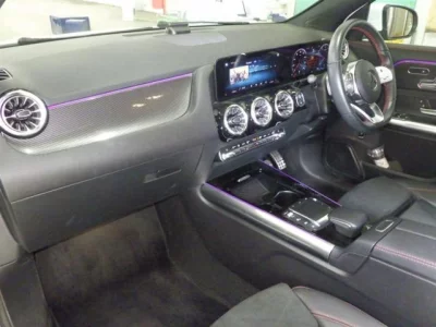 Mercedes-Benz GLA CLASS