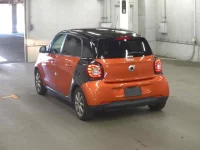 Smart FORFOUR лот № 6 оценка 4  с аукциона в Японии 4