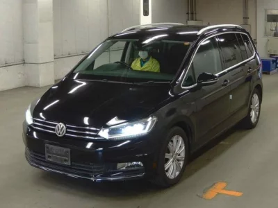 Volkswagen GOLF TOURAN