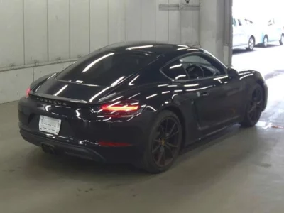 Porsche CAYMAN