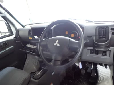 Mitsubishi MINICAB EV