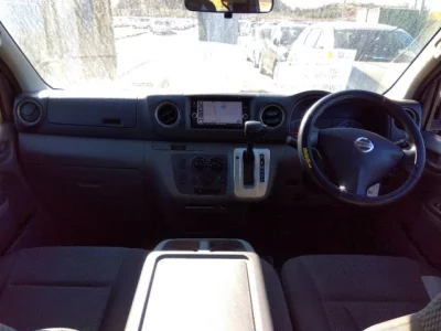 Nissan Caravan