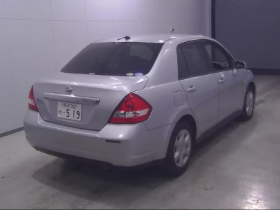 Nissan Tiida Latio