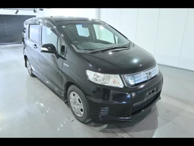 Honda FREED  с аукциона в Японии