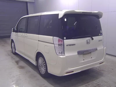 Honda STEP WAGON