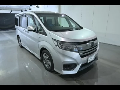 Honda STEP WAGON  с аукциона в Японии
