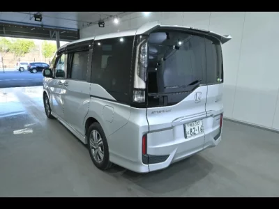 Honda STEP WAGON  с аукциона в Японии