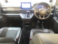 Honda STEP WAGON лот № 28067 оценка 4  с аукциона в Японии 4