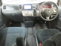 Honda STEP WAGON лот № 28076 оценка 3  с аукциона в Японии 4