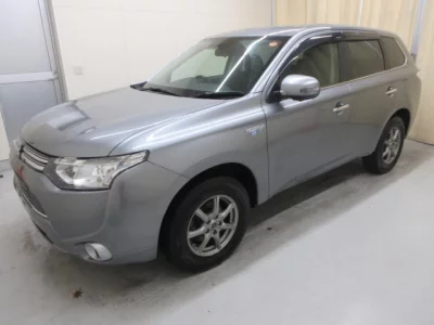 Mitsubishi OUTLANDER PHEV