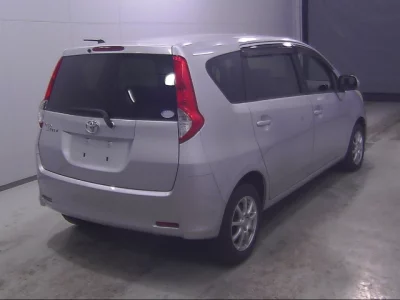 Toyota Passo Sette
