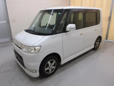 Daihatsu TANTO  с аукциона в Японии
