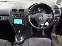 Volkswagen GOLF TOURAN лот № 26012 оценка 3.5  с аукциона в Японии 4
