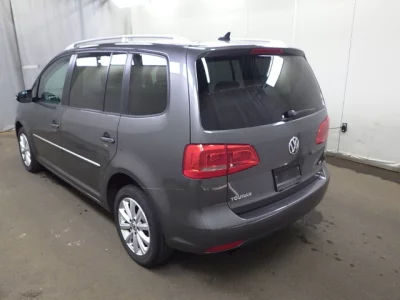 Volkswagen GOLF TOURAN