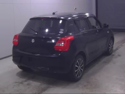 Suzuki SWIFT  с аукциона в Японии