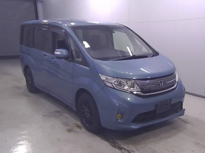 Honda STEP WAGON  с аукциона в Японии