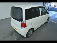 Honda LIFE лот № 29206 оценка 4  с аукциона в Японии 2