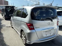 Honda FREED лот № 25024 оценка R  с аукциона в Японии 3
