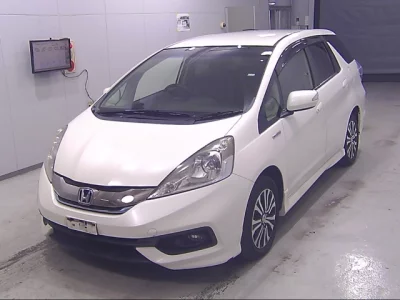 Toyota SIENTA  с аукциона в Японии