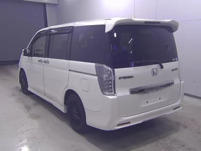 Honda STEP WAGON